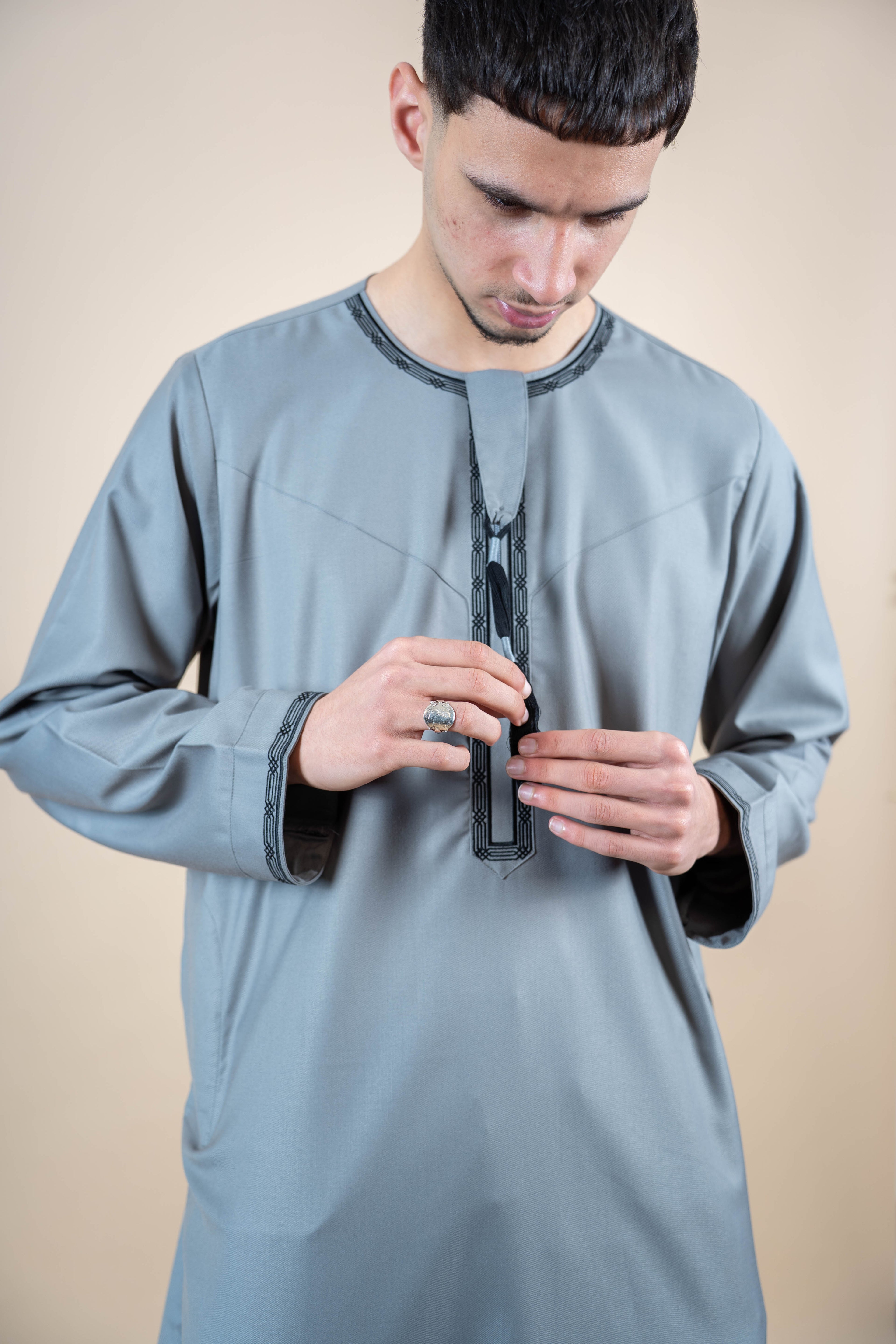 Muscat Collection 2.0 – Omani Thobe